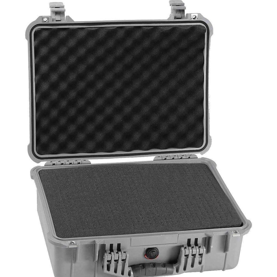 Pelican Hard Cases | Pelican 1520 Silver Case With Foam