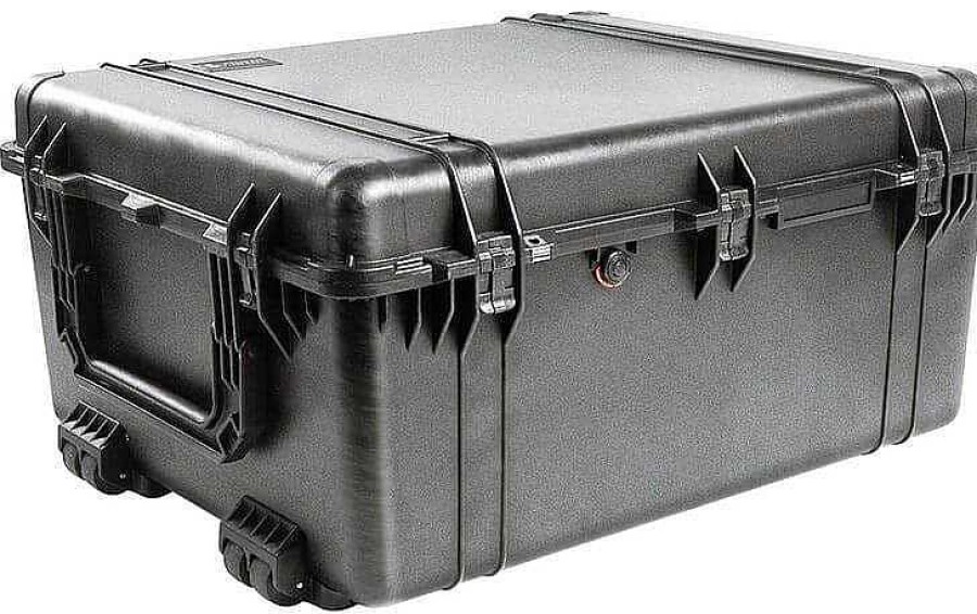 Pelican Hard Cases | Pelican 1690 Black Transport Case With Foam