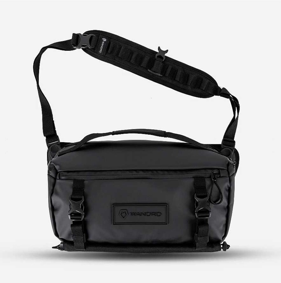 Wandrd Bags | Wandrd Rogue Sling 9L Black