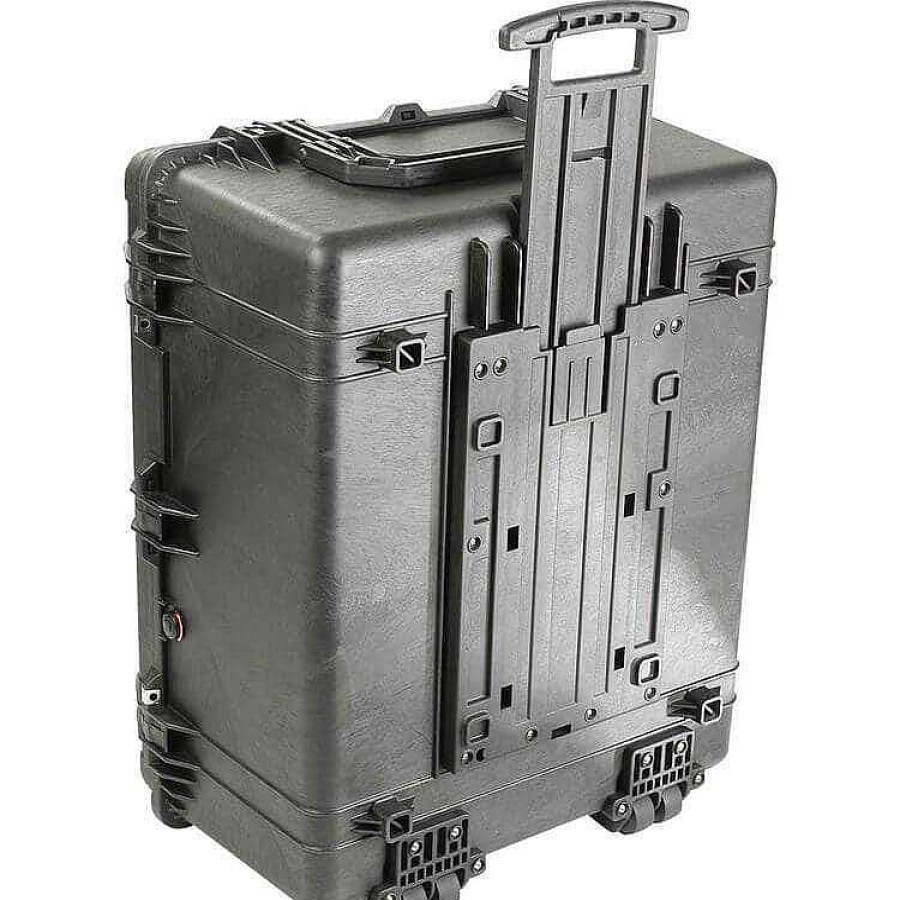 Pelican Hard Cases | Pelican 1690 Black Transport Case With Foam